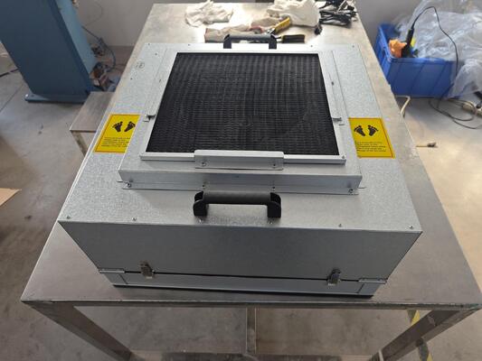 ZJNF 2ft 575x575mm CE UL Πιστοποιημένο ISO 5 καθαρό δωμάτιο Λαμιναρική καλύβα ροής για εξοπλισμό καθαρισμού αέρα